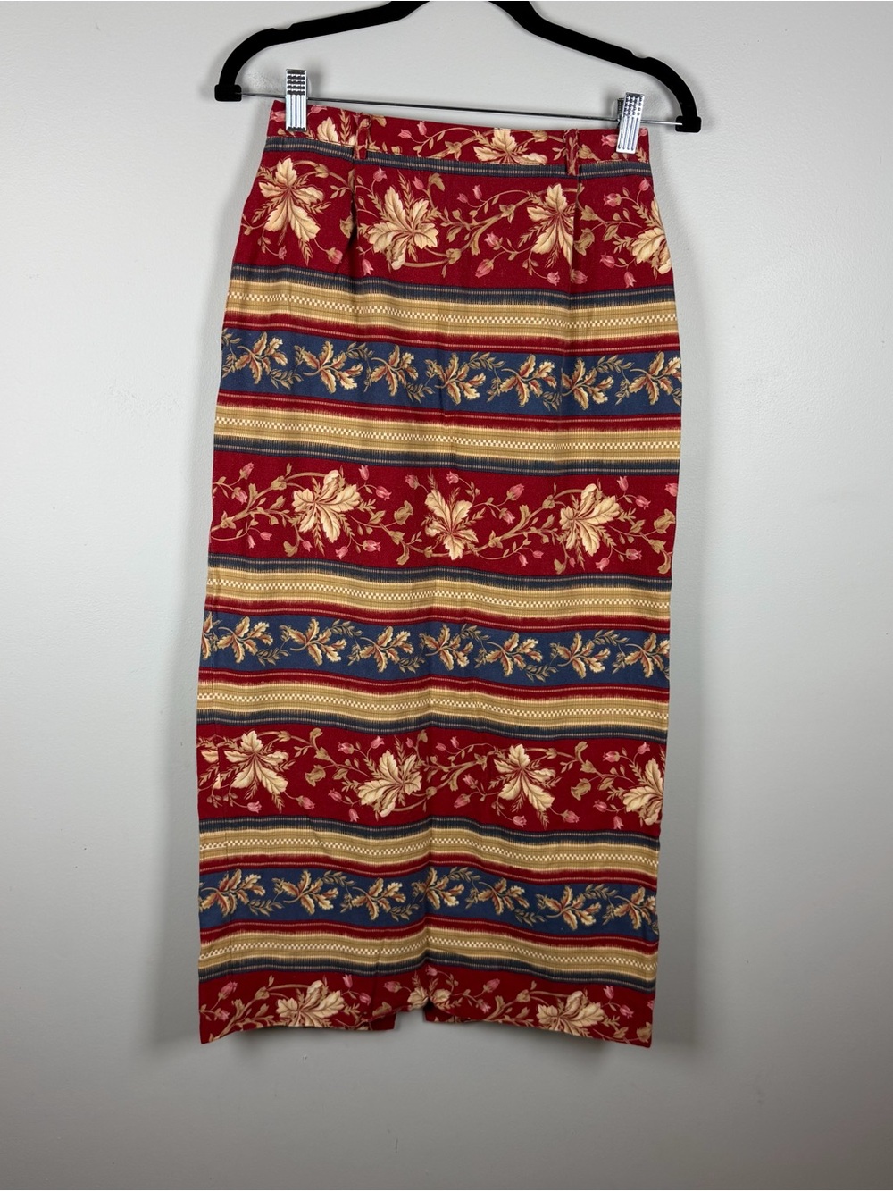 VINTAGE Bushwacker Skirt Red Blue Floral Country Western Midi Cottagecore Size 6